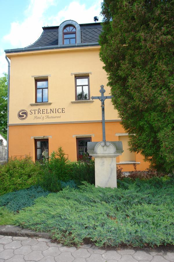Hotel Strelnice Teplice nad Metují Exterior photo